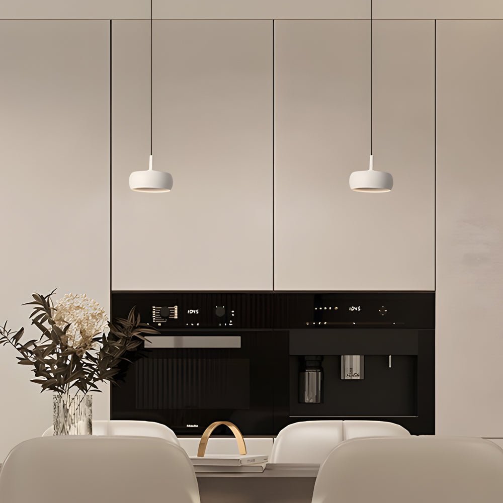 Adjustable 4'' Black COB 7W Spotlight Pendant Light for Modern Spaces