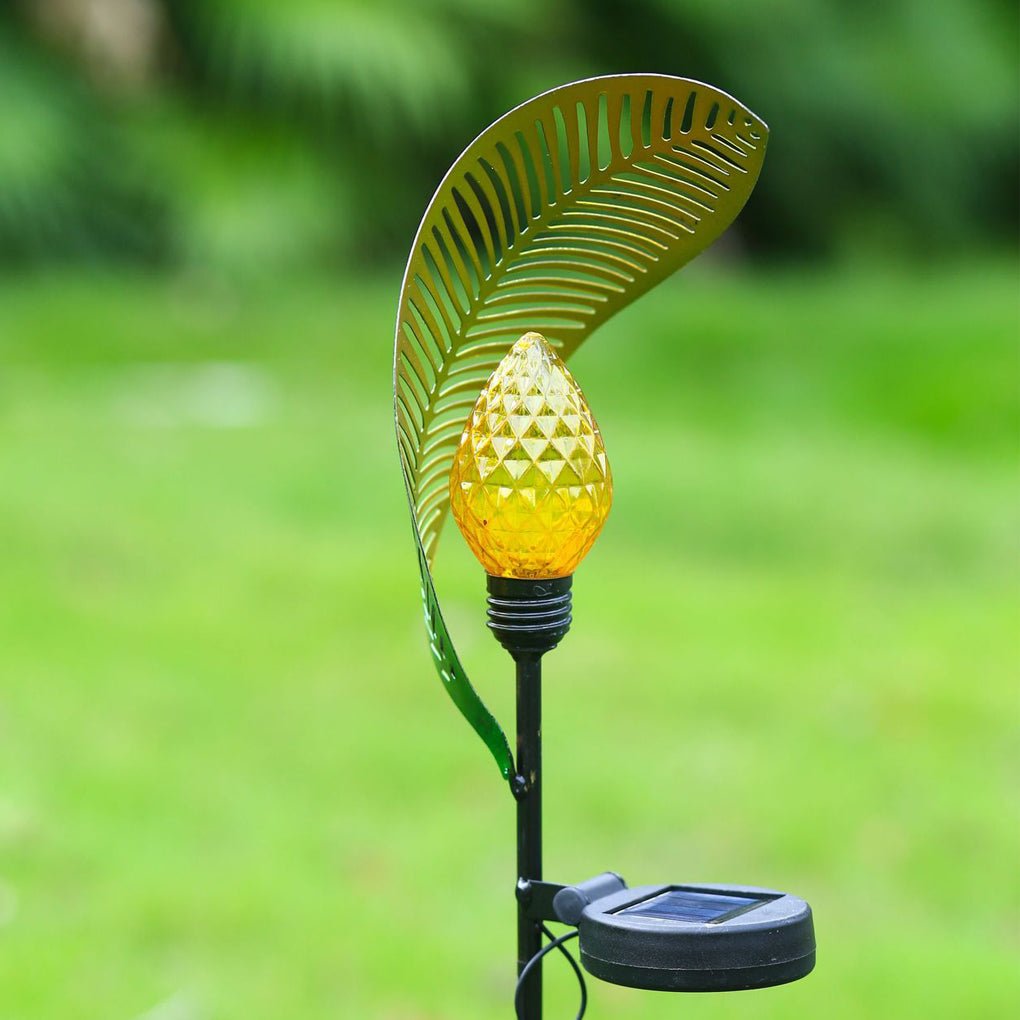 Sleek Green Metal Leaf LED Solar Post Light for Outdoor Garden Pathway