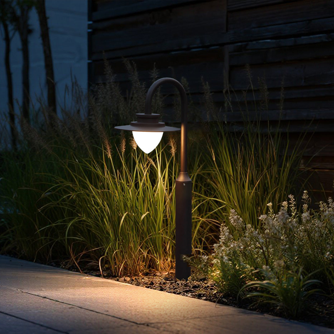 Sleek Black Metal Gooseneck Garden Lights for Pathway and Outdoor Use