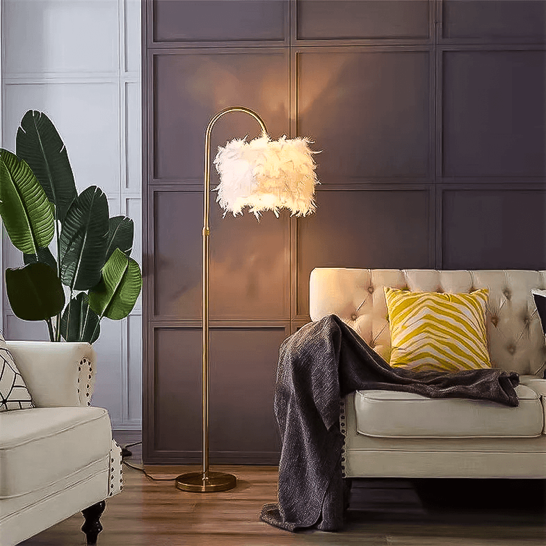 Elegant White Feather Floor Lamp for Chic Living Room Decor