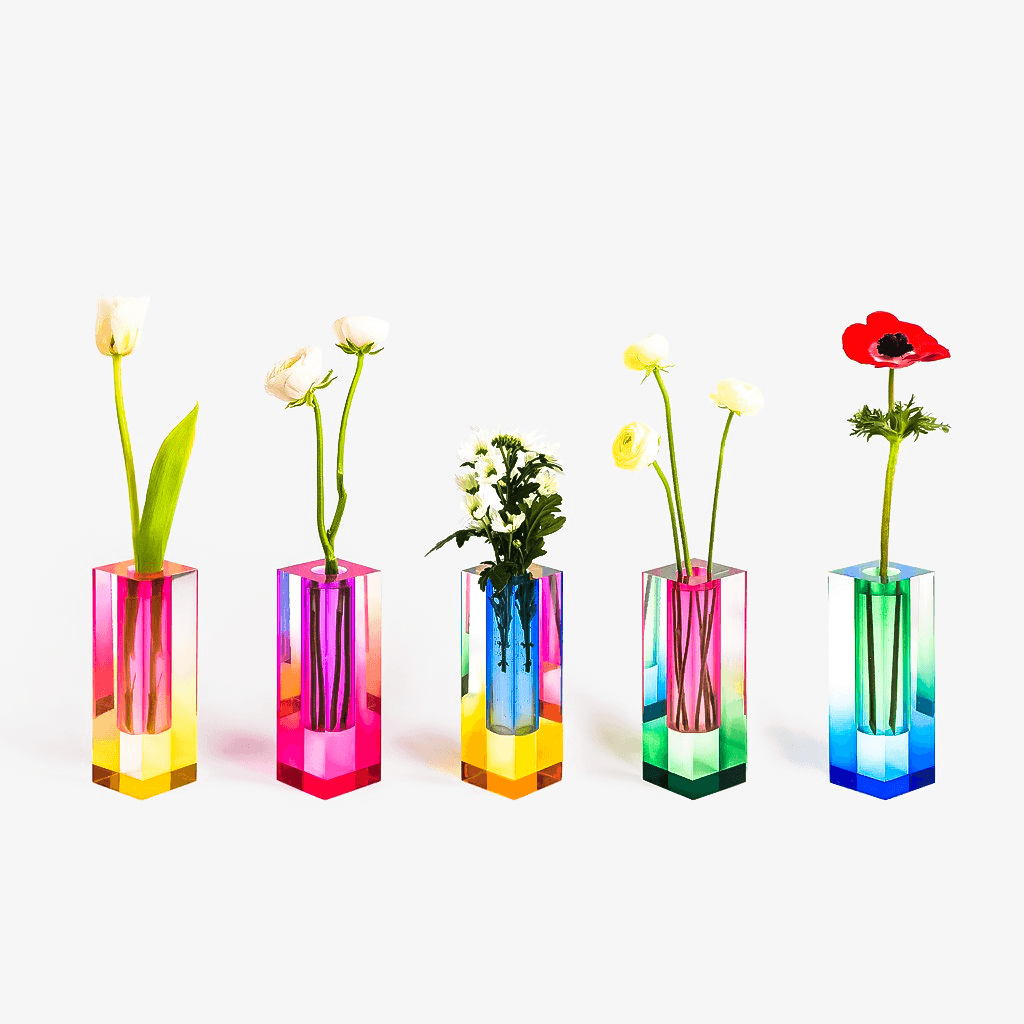 Elegant White Ceramic Fleur Vase for Modern Home Décor Accents