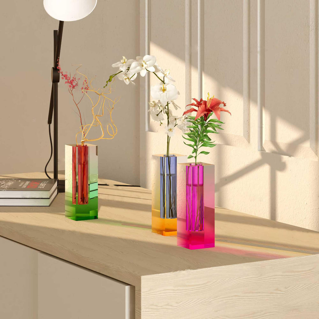 Elegant White Ceramic Fleur Vase for Modern Home Décor Accents