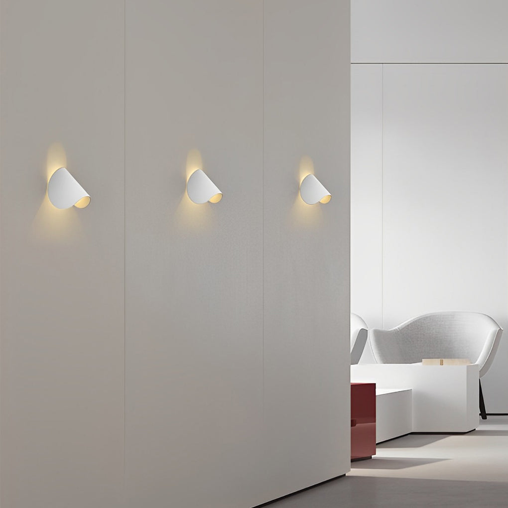 Adjustable Industrial Style Metal Folding Wall Sconce LED Lamp for Bedroom