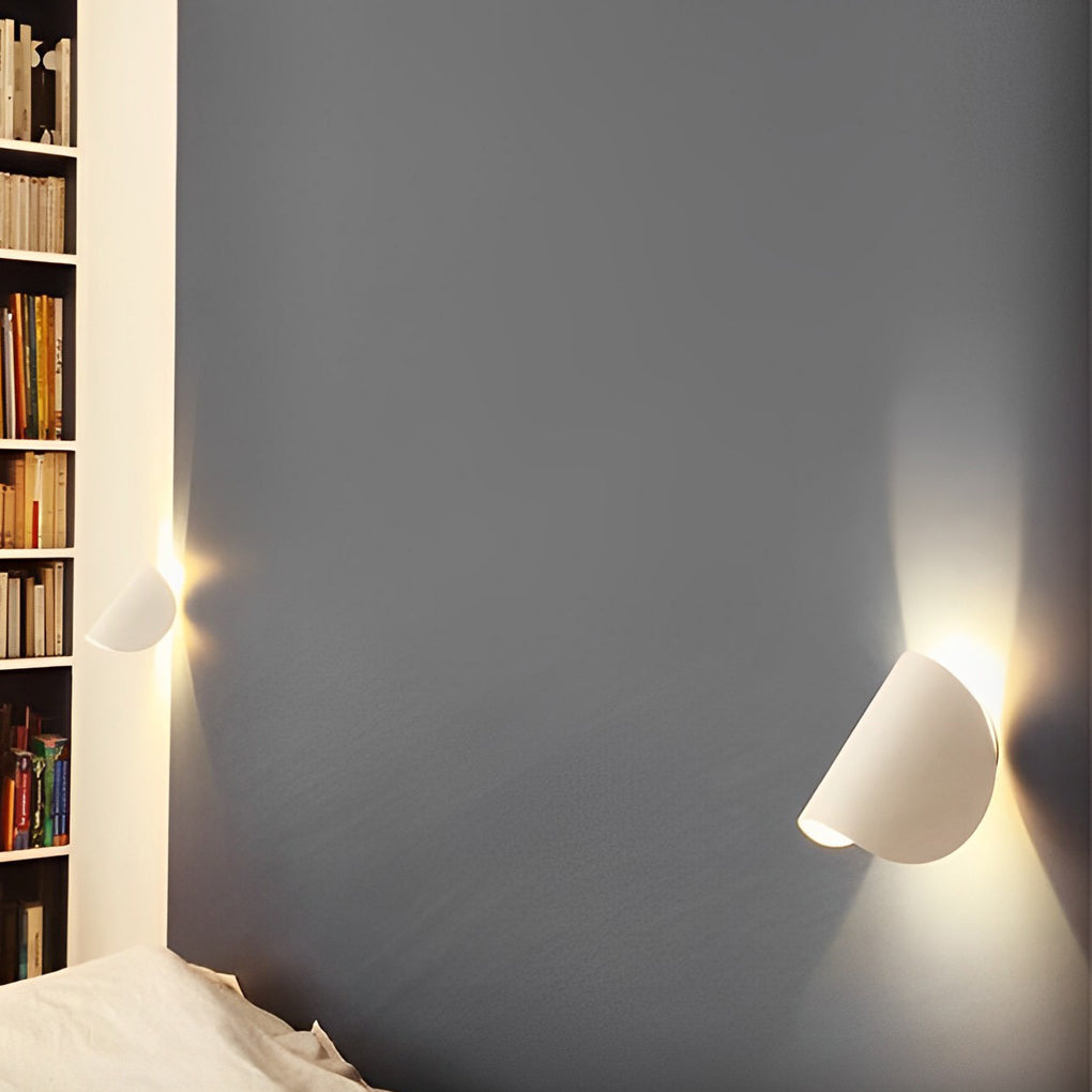 Adjustable Industrial Style Metal Folding Wall Sconce LED Lamp for Bedroom
