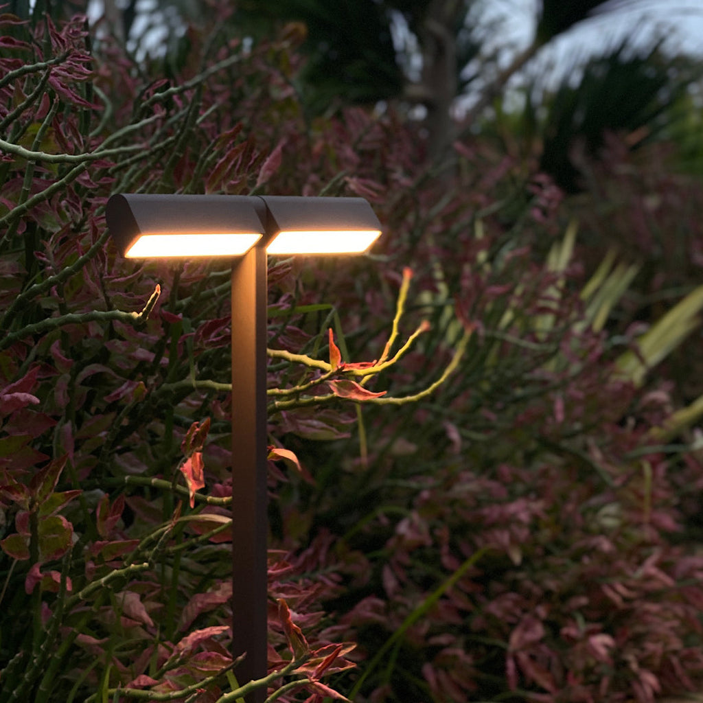 Modern Waterproof Aluminum LED Pathway Lights for Outdoor Garden Lighting