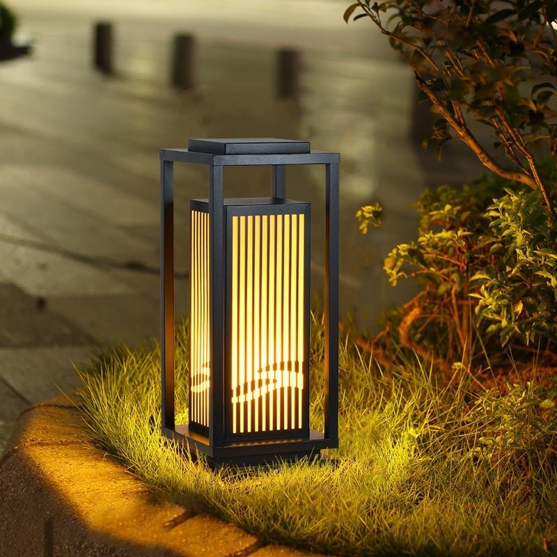 Modern Black Striped Garden Bollard Lights for Outdoor Pathway Lighting