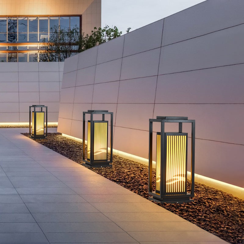 Modern Black Striped Garden Bollard Lights for Outdoor Pathway Lighting