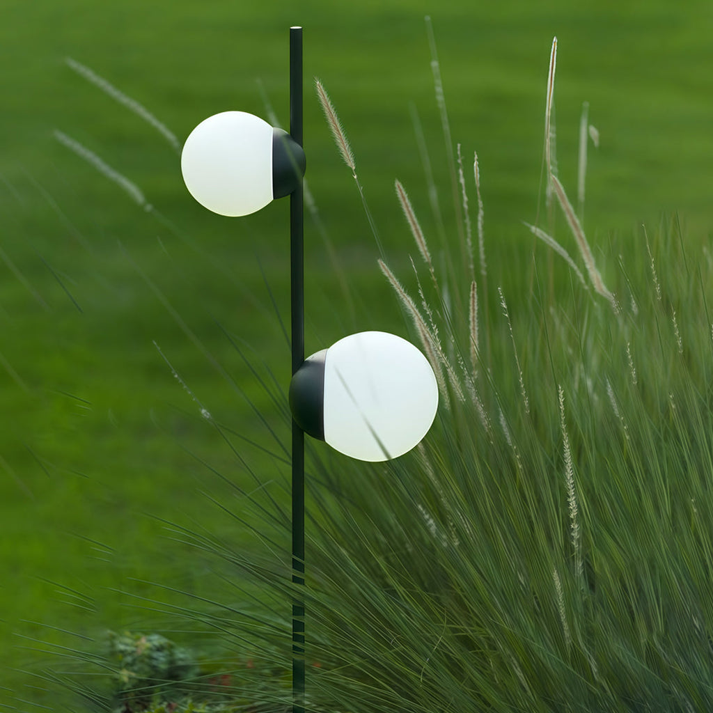Modern Minimalist Outdoor Round LED Ball Light for Garden Pathways