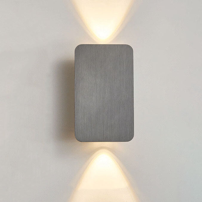 Sleek Aluminum Rectangular LED Wall Sconce Light for Modern Interiors