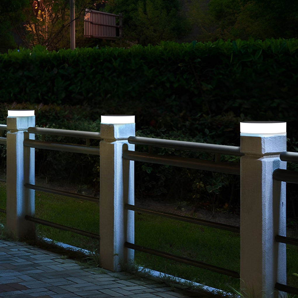 Elegant LED Solar Disc Lights for Outdoor Landscape Lighting Décor