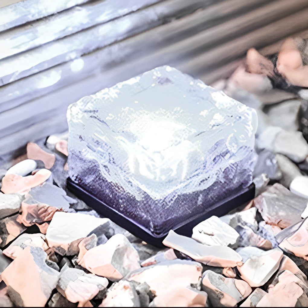 Smart Solar-Powered Outdoor Ice Cube LED Step Lights for Pathway Lighting