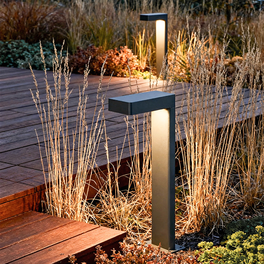 Modern Black L-Shaped Metal Landscape Path Light for Outdoor Use