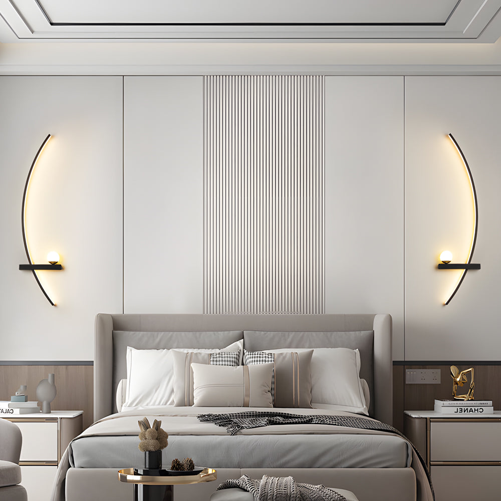 Elegant Silver Curved LED Wall Sconce for Modern Living Room Decor