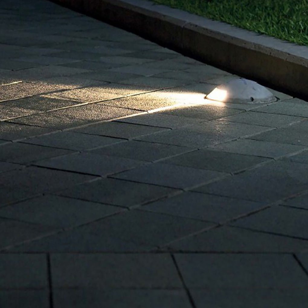 Sleek Stainless Steel LED Recessed Waterproof Deck Lighting for Outdoors