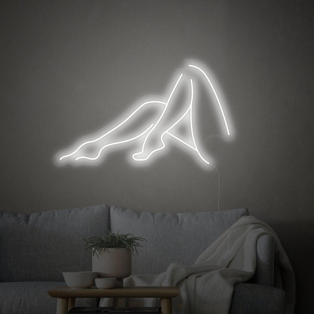 Retro Pink LED Neon Sign - ‘Legs for Days’ Wall Decor for Bedroom