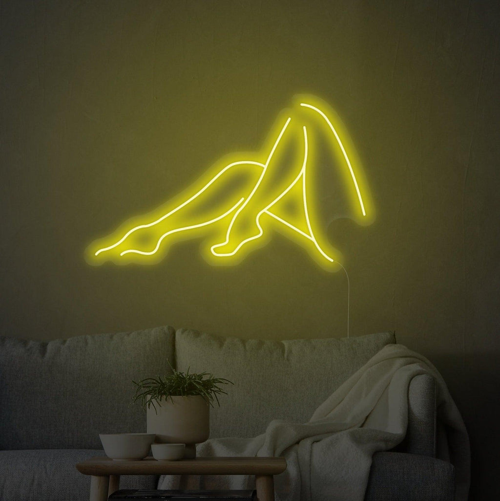 Retro Pink LED Neon Sign - ‘Legs for Days’ Wall Decor for Bedroom