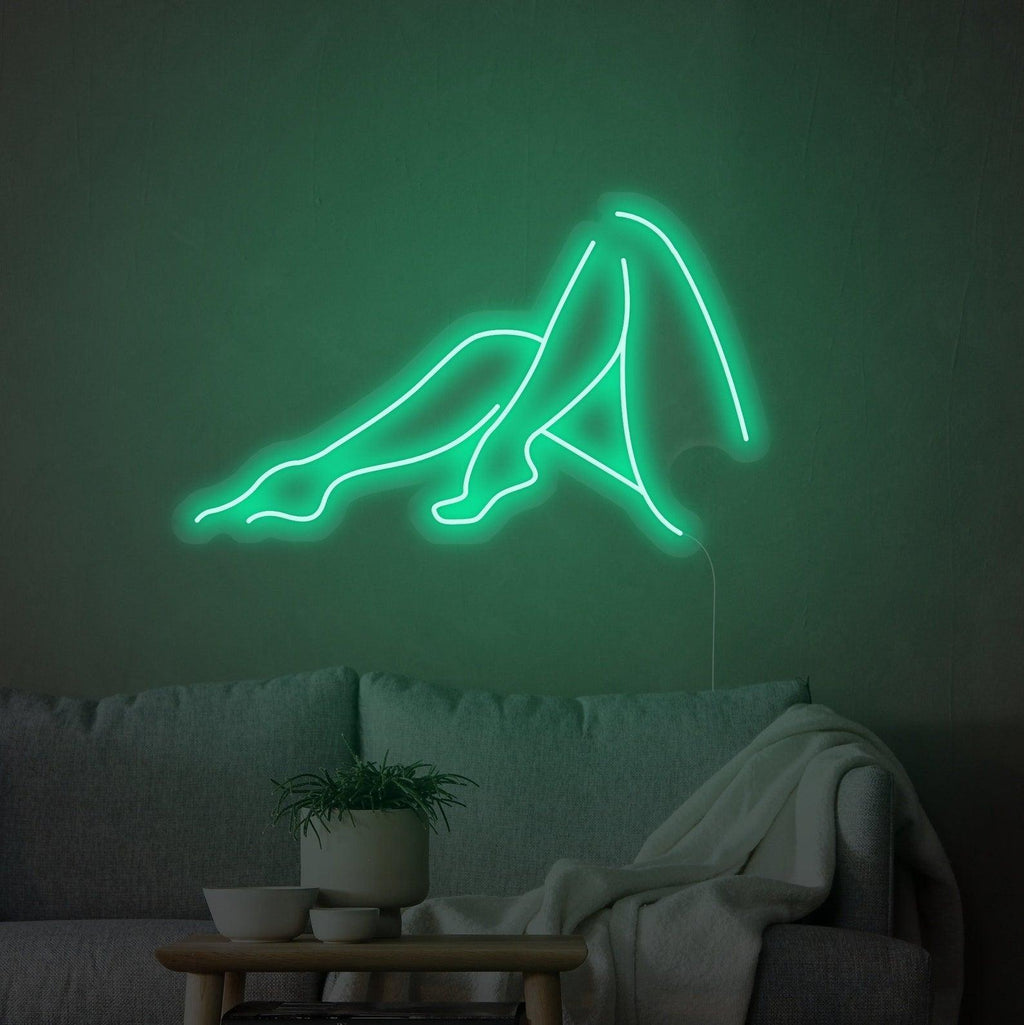 Retro Pink LED Neon Sign - ‘Legs for Days’ Wall Decor for Bedroom