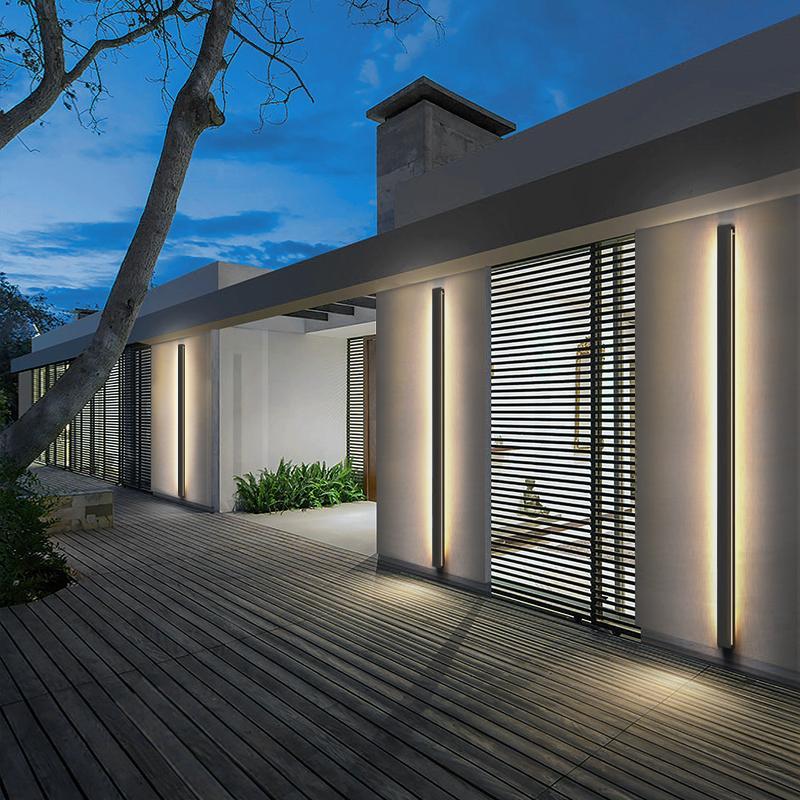 Minimalist Black LED Linear Outdoor Wall Sconce for Patio Garden Lighting
