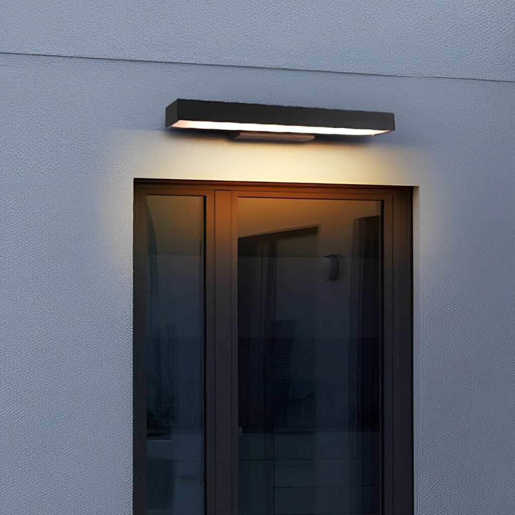 Black Rectangular LED Linear Wall Light for Outdoor Contemporary Spaces