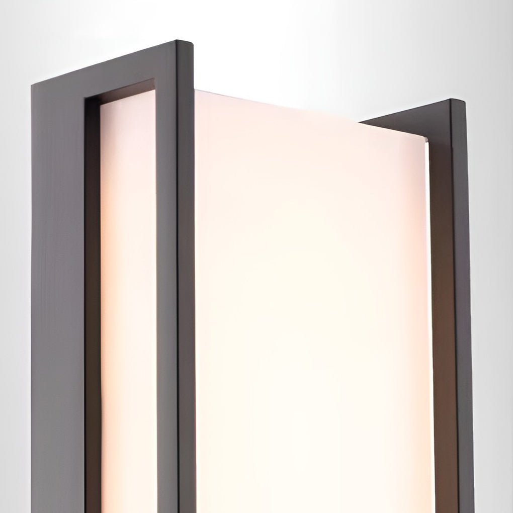 Modern Black Geometric Metal Outdoor Wall Light Fixture for Patios