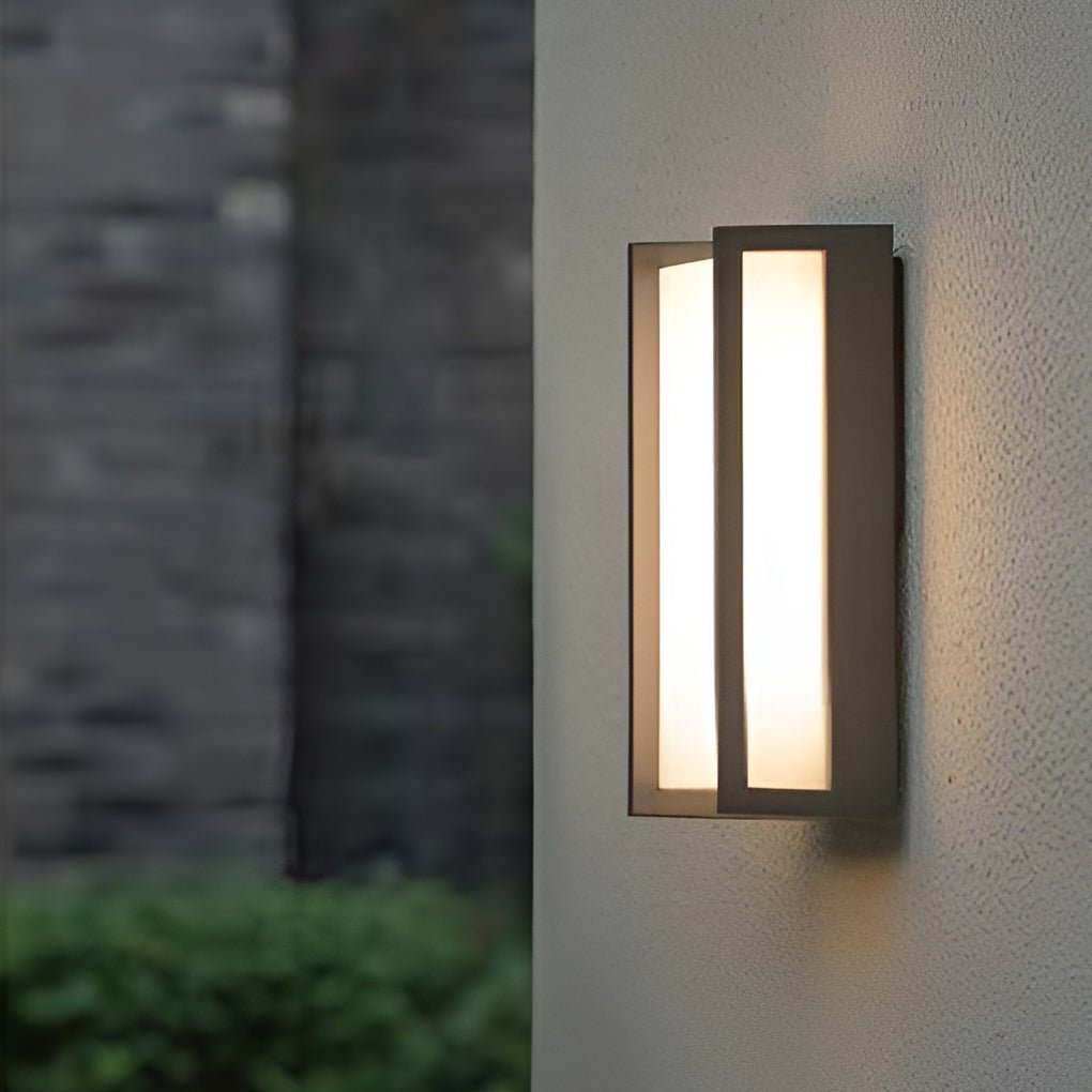 Modern Black Geometric Metal Outdoor Wall Light Fixture for Patios