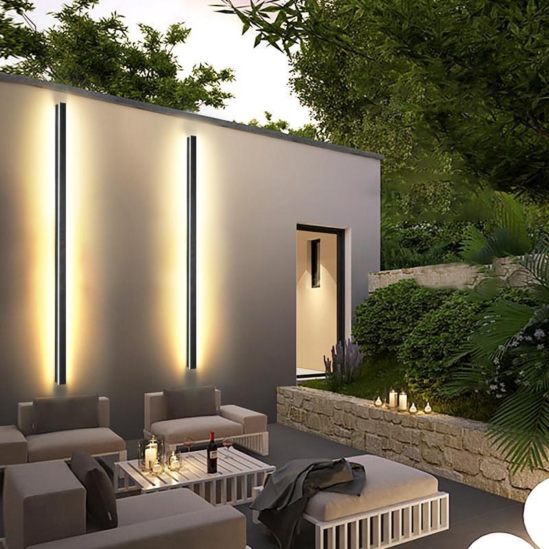Minimalist Black LED Linear Outdoor Wall Sconce for Patio Garden Lighting