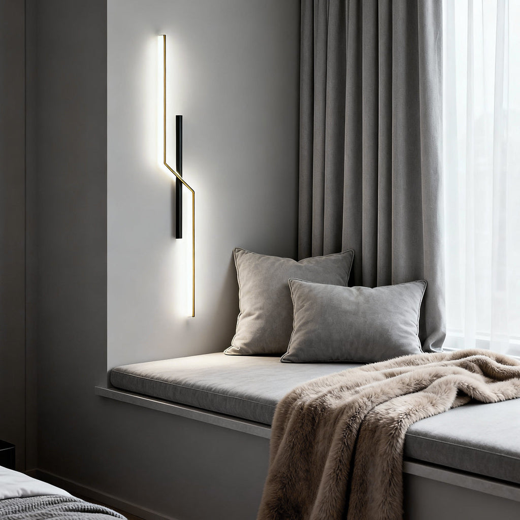 Sleek Modern Black Linear LED Wall Sconce for Living Room Bedroom Decor