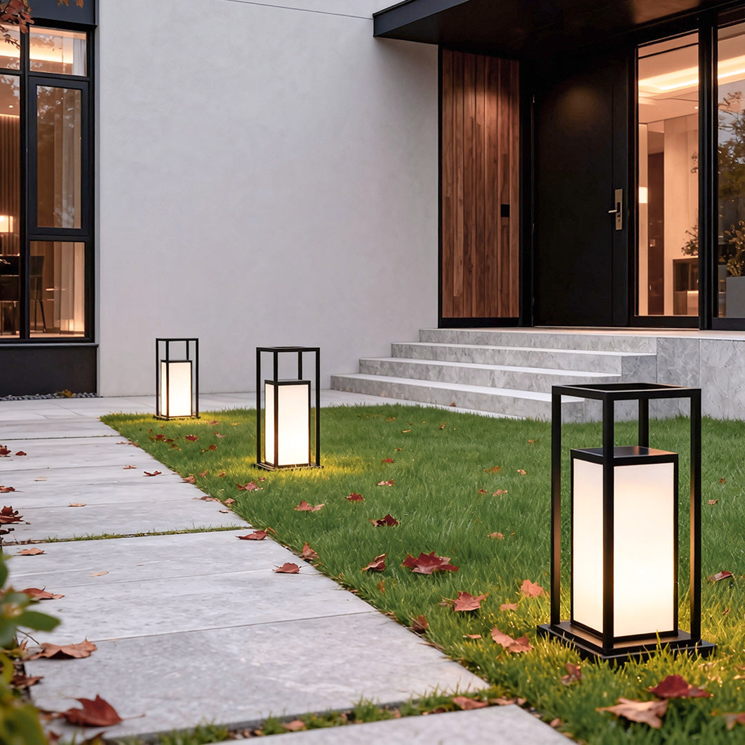 Black Waterproof LED Outdoor Wall Pillar Light for Modern Patios