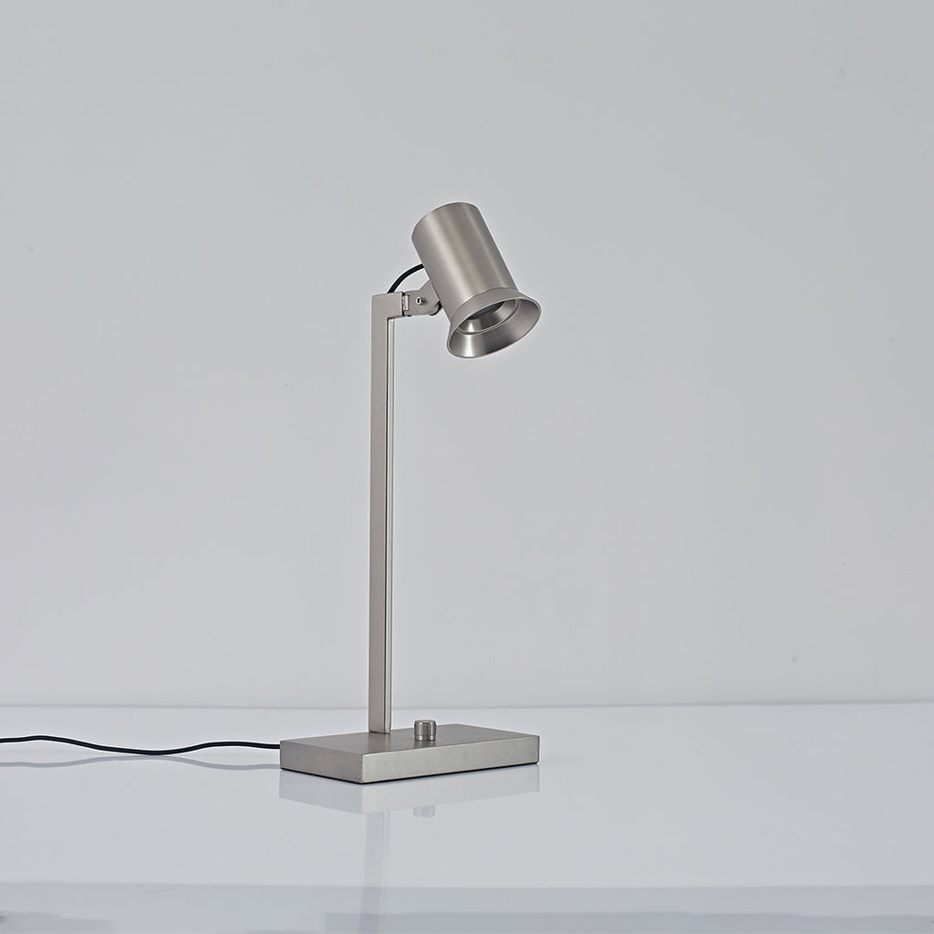 Elegant Italian-Style Metal Swing Arm Desk Lamp for Home Office Decor