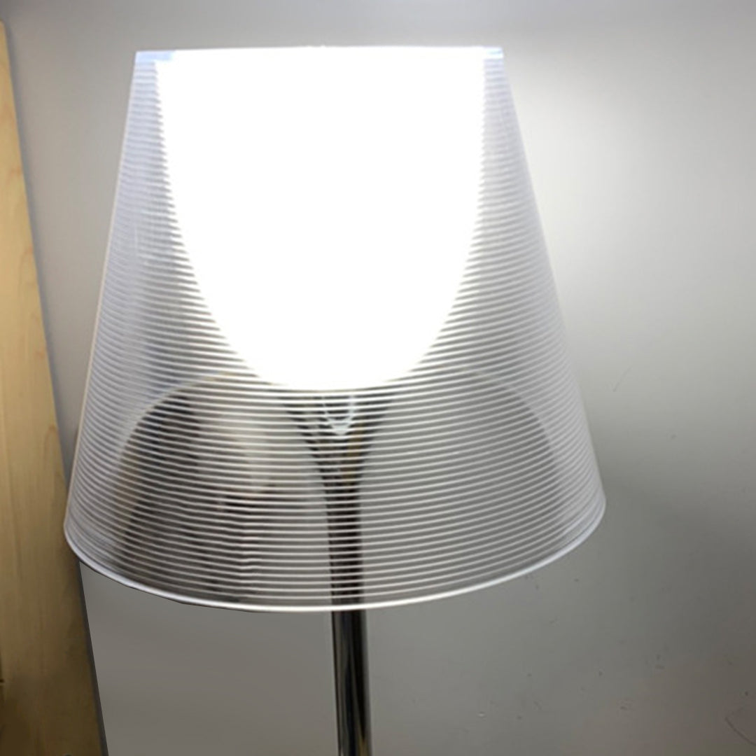 Sleek Nordic Style White Floor Lamp for Modern Living Room Lighting