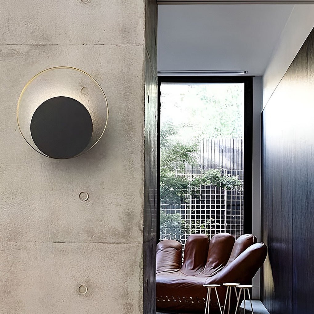 Nordic Minimalist Round LED Wall Sconce in Black for Bedroom Decor