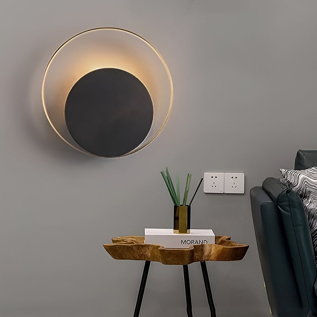 Nordic Minimalist Round LED Wall Sconce in Black for Bedroom Decor
