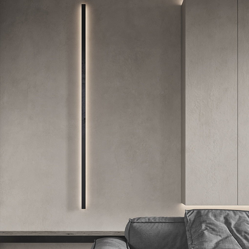 Sleek Black Aluminum Linear Wall Sconce for Modern Living Room Décor