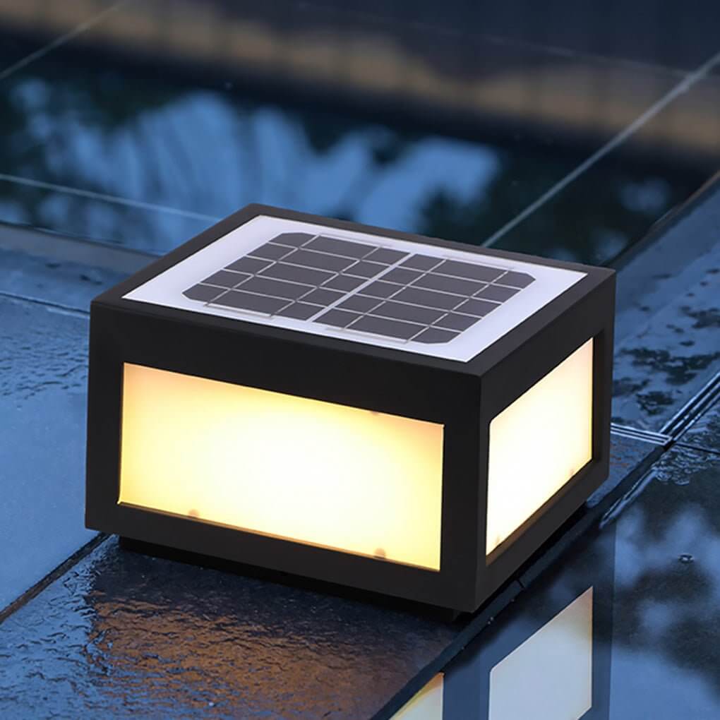 Modern Black Metal Square Pillar Outdoor LED Lighting Fixture