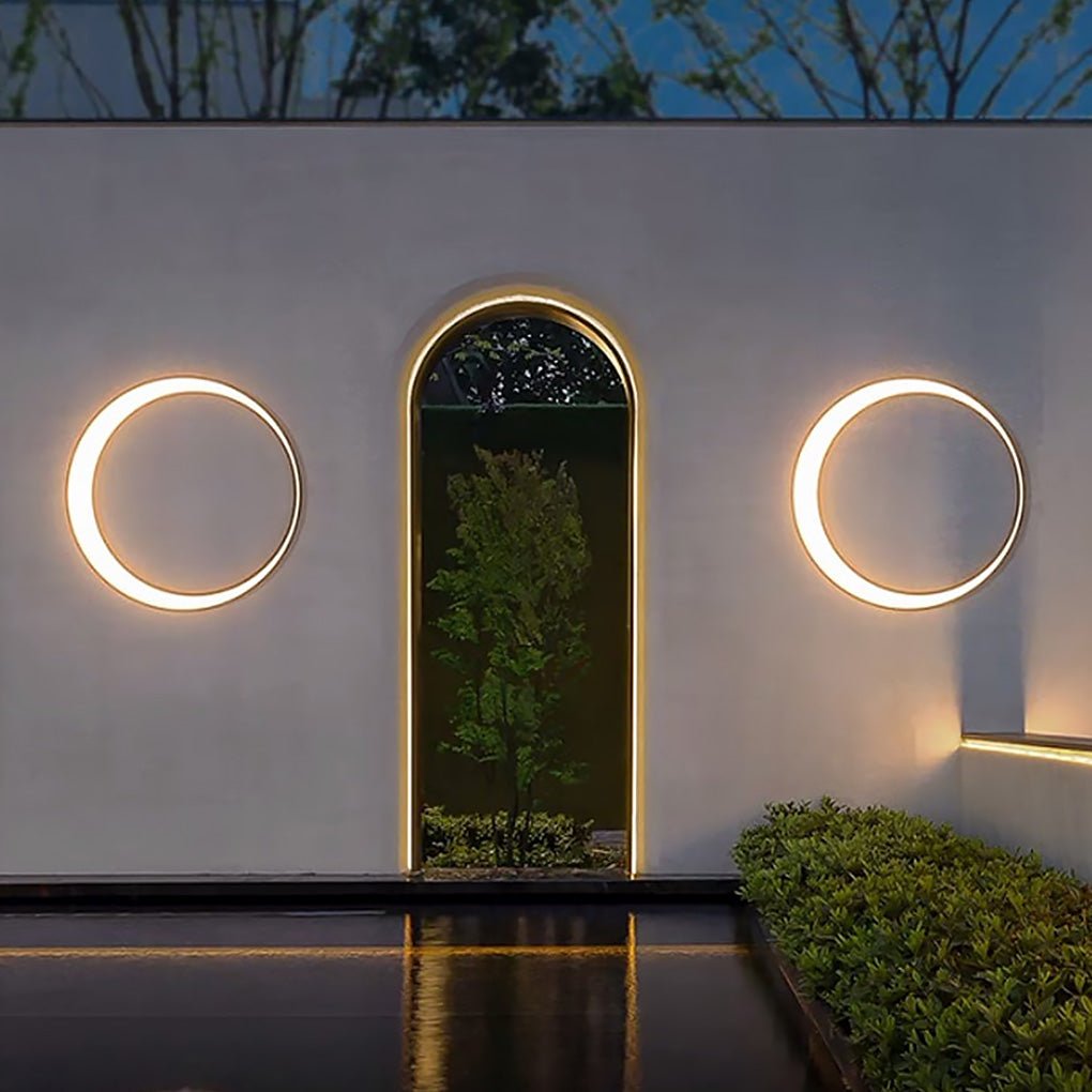 Modern Waterproof LED Outdoor Cylinder Wall Light in Sleek Black Finish