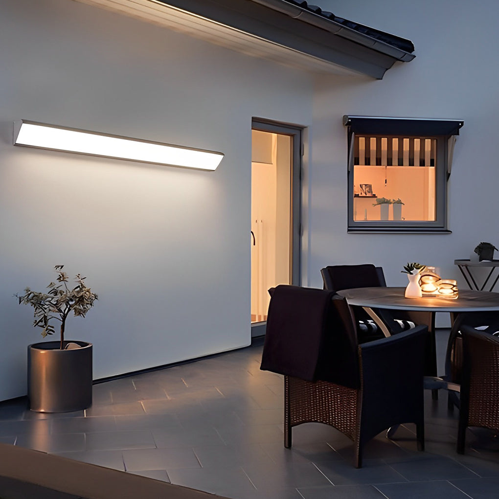Modern Waterproof Black LED Wall Sconce for Outdoor Patio Lighting