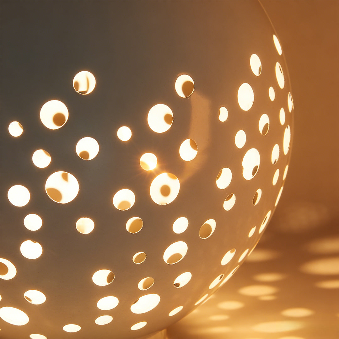 Waterproof Modern Outdoor Round Hollow Metal Sphere Light for Patios