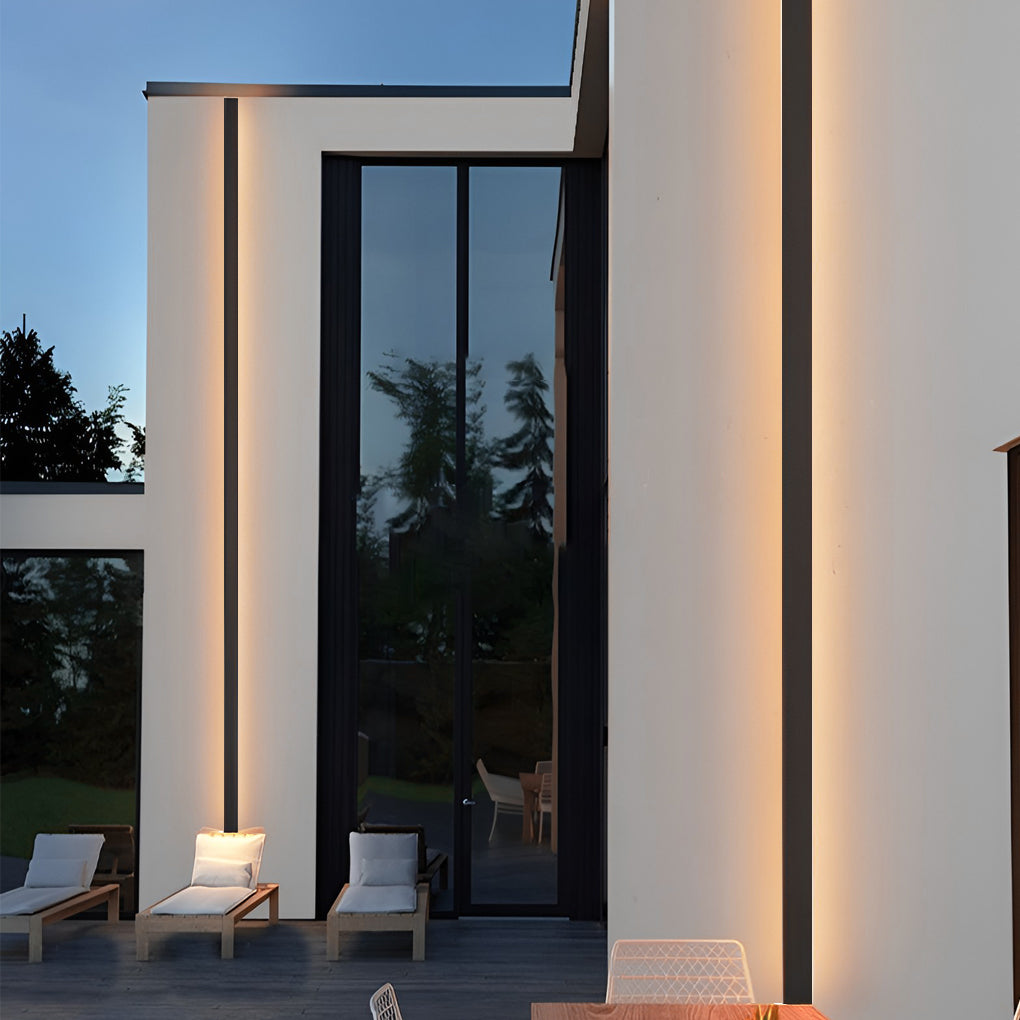 Black Linear Integrated LED Outdoor Wall Light for Contemporary Spaces