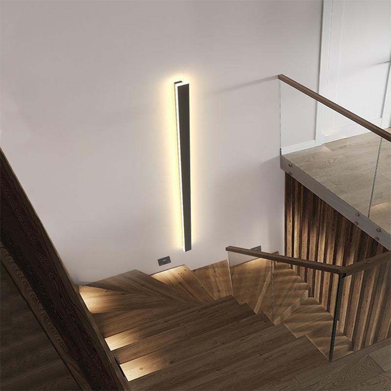 Black Linear Integrated LED Outdoor Wall Light for Contemporary Spaces
