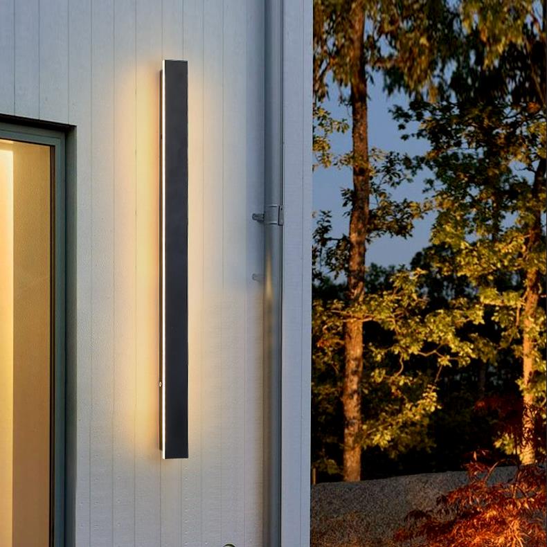 Black Linear Integrated LED Outdoor Wall Light for Contemporary Spaces
