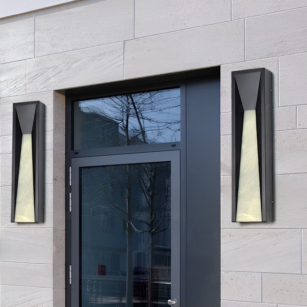 Sleek Black Modern Rectangular LED Wall Light for Outdoor Spaces
