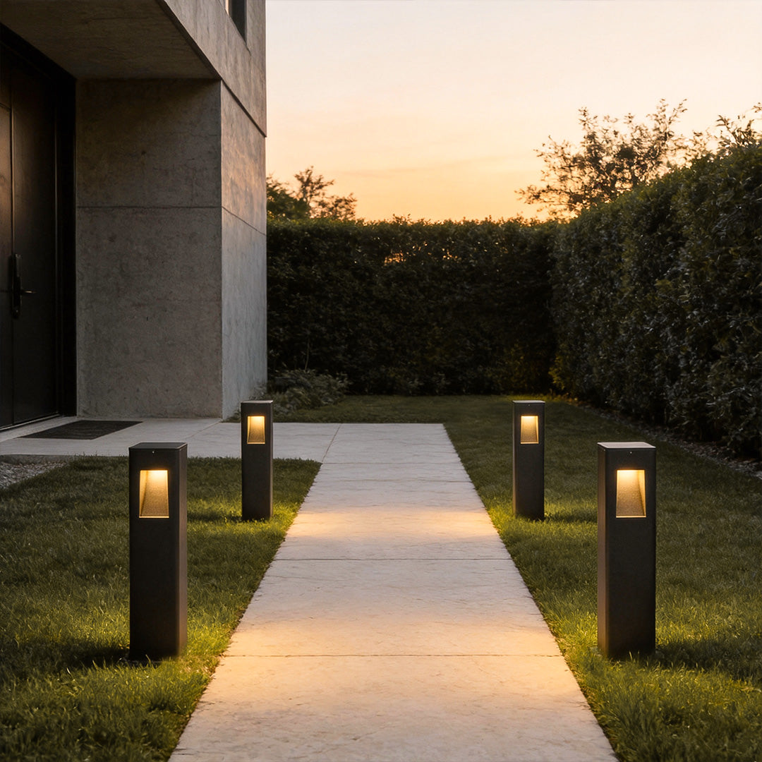 Modern Black Aluminum Alloy Pathway Bollard Lights for Outdoor Use