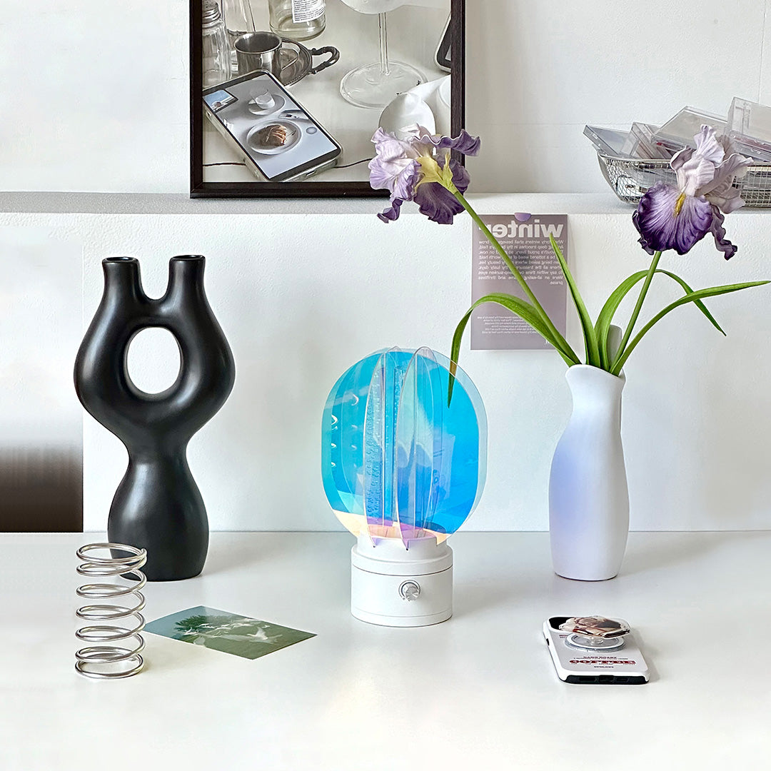 Vibrant Aluminum LED Table Lamps - Artistic Design for Modern Rooms