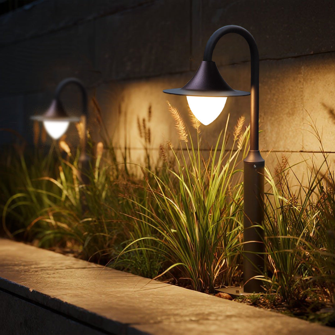 Minimalist Black Metal LED Garden Path Light for Outdoor Elegance