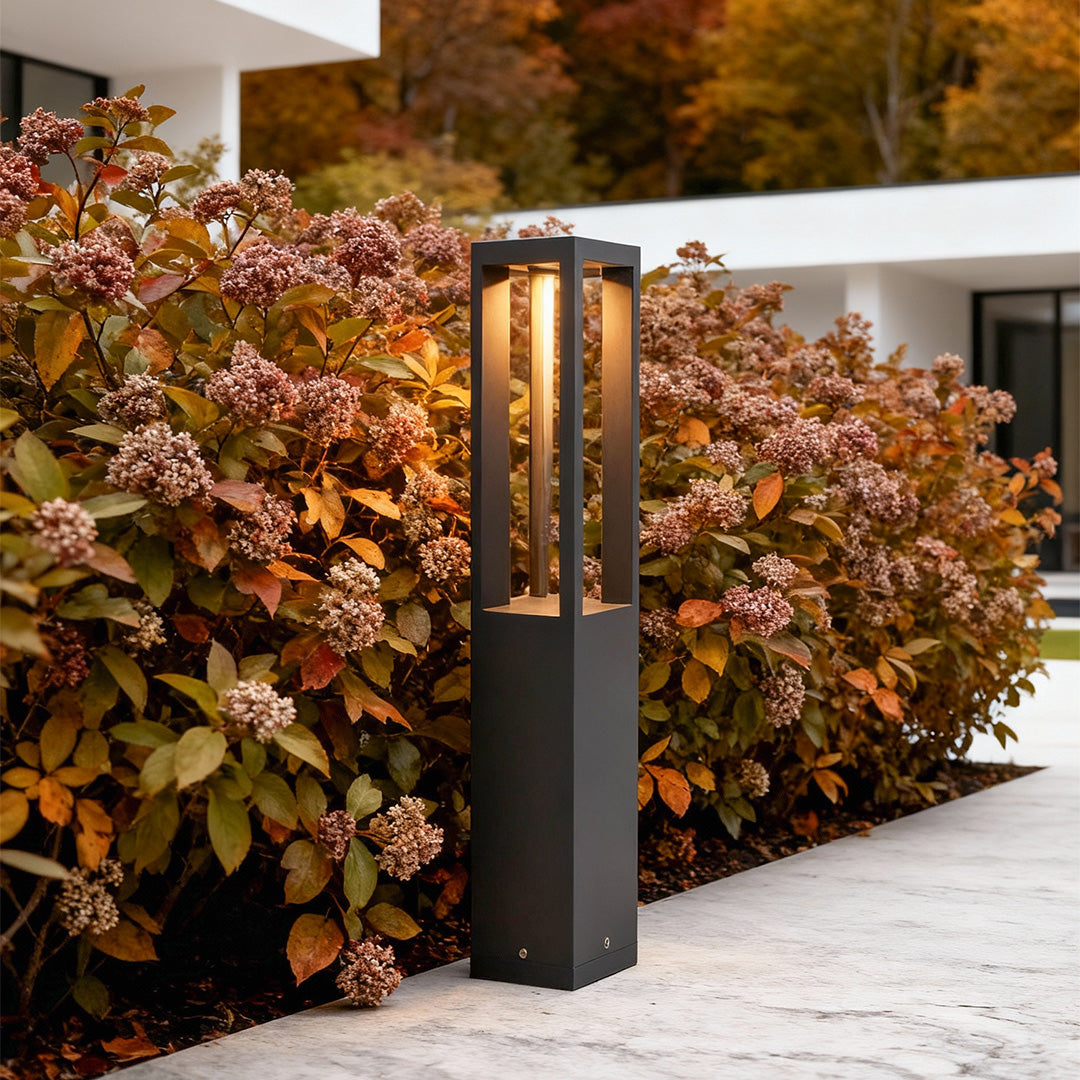 Stylish Black Aluminum LED Bollard Light for Outdoor Garden Pathways