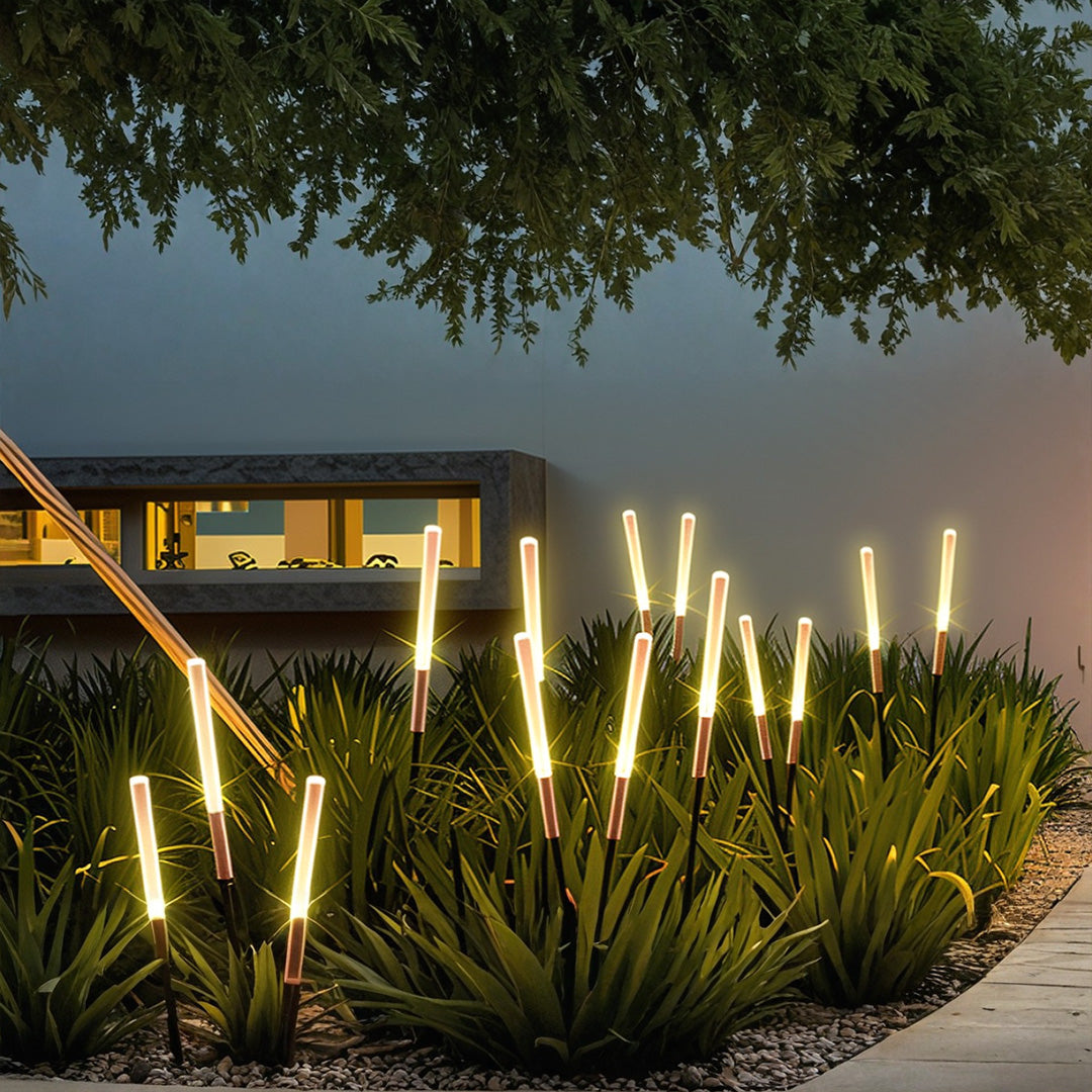 Outdoor Waterproof LED Landscape Spike Light for Garden Pathway Lighting