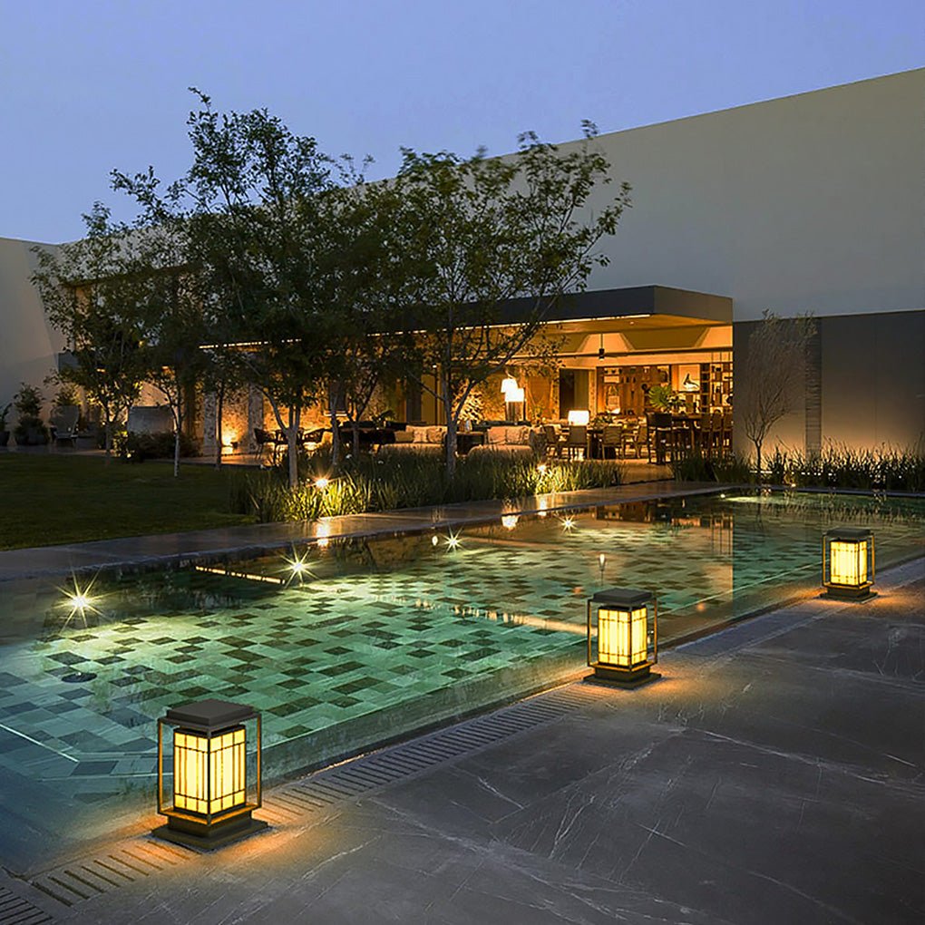 Elegant Retro Asian-Inspired LED Solar Path Lights for Outdoor Decor