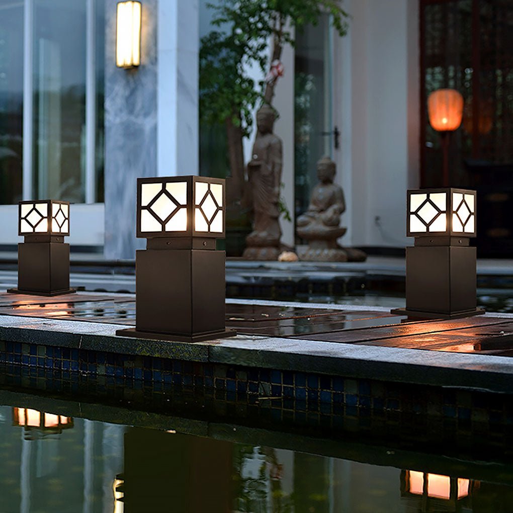 Retro European Solar Square Bollard Light for Garden Pathway Lighting