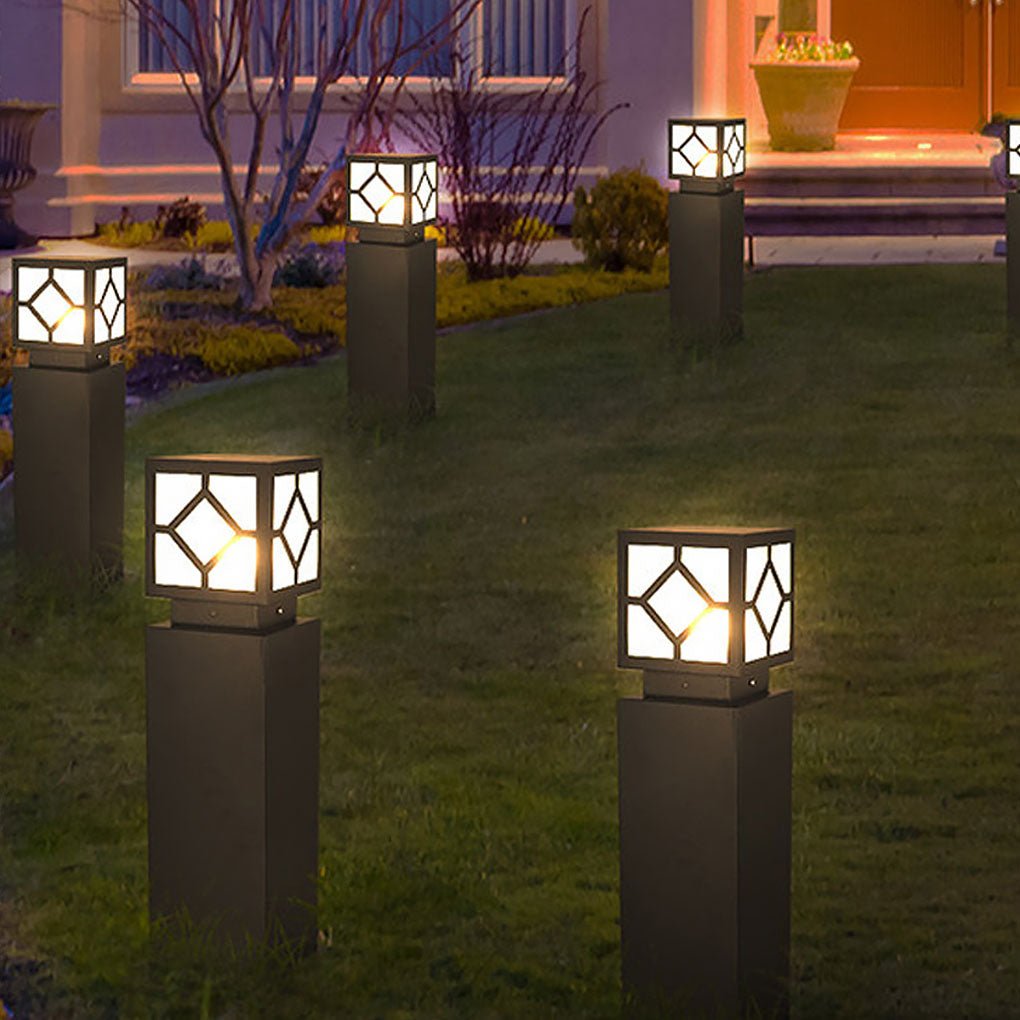 Retro European Solar Square Bollard Light for Garden Pathway Lighting