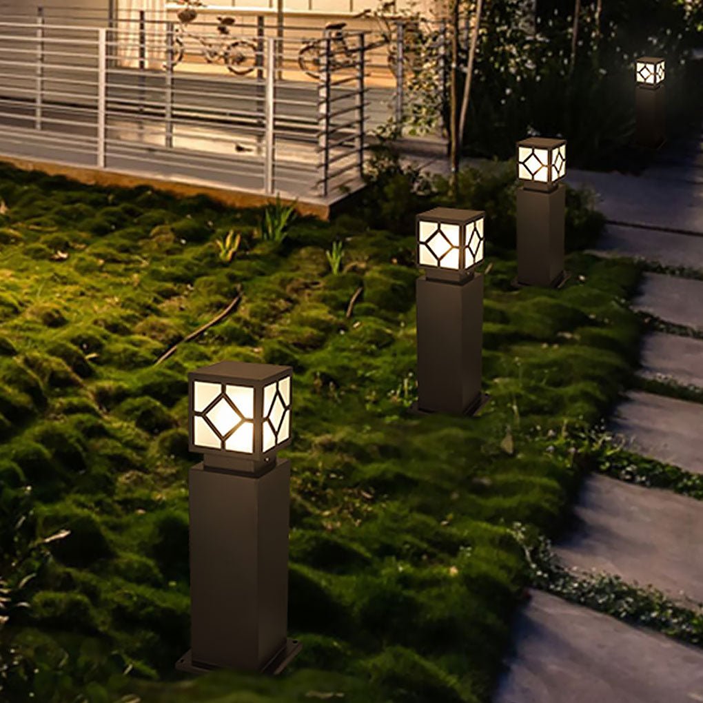 Retro European Solar Square Bollard Light for Garden Pathway Lighting